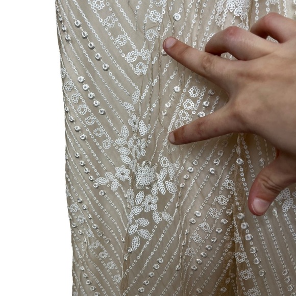 Adrianna Papell NWT Sequin Popover Mermaid Gown in Pearl Size 6 - Picture 11 of 16